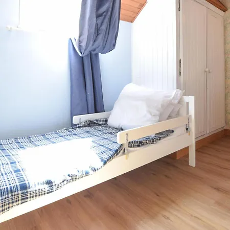 Lovely In With Wifi Holiday home