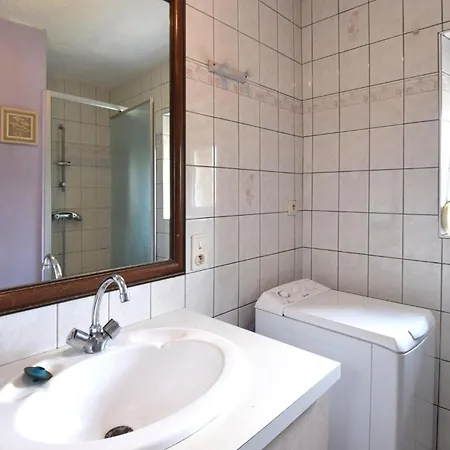 Lovely In With Wifi Holiday home La Chapelle-Uree